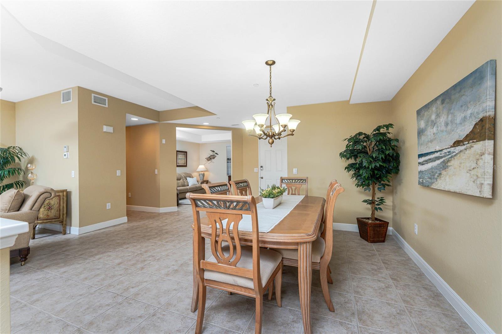 Image 10 of 51 For 24351 Baltic Ave  203