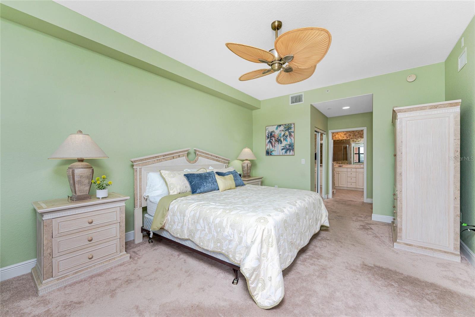 Image 30 of 51 For 24351 Baltic Ave  203