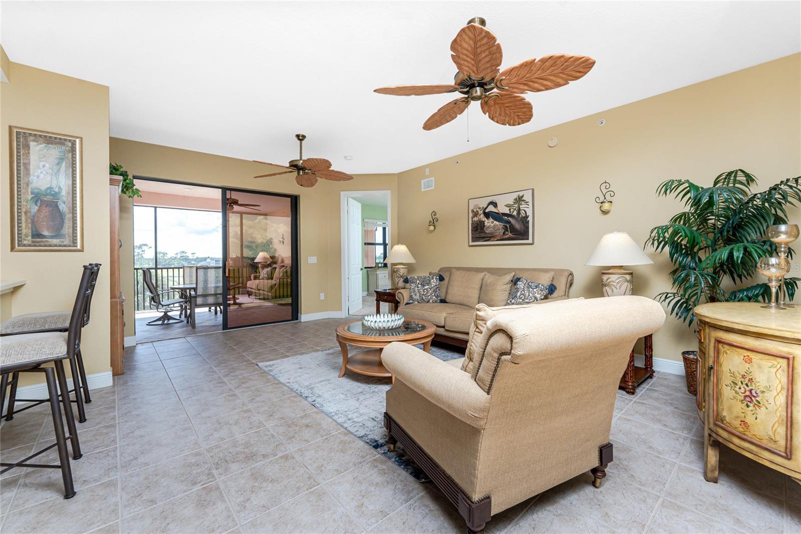 Image 4 of 51 For 24351 Baltic Ave  203