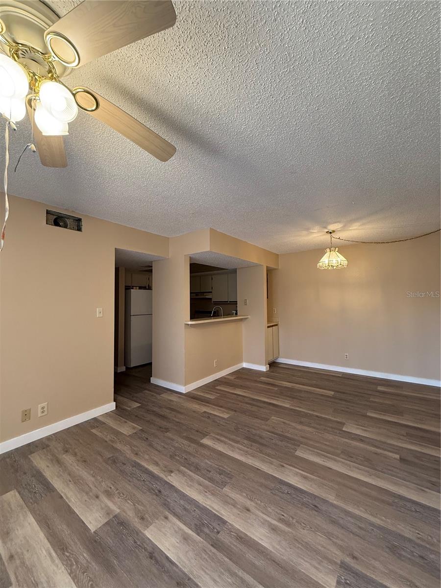 Image 15 of 31 For 19505 Quesada Avenue Cc103