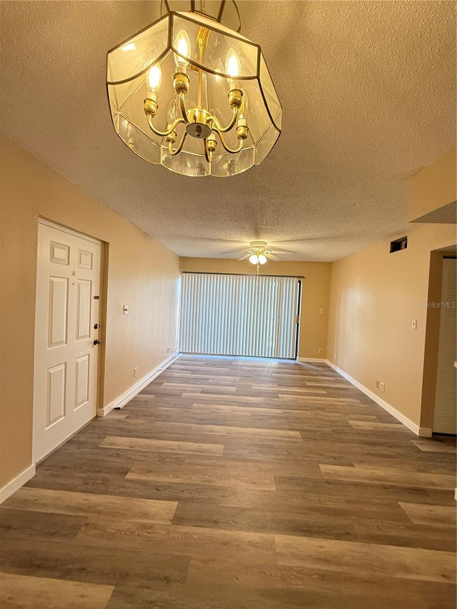 Image 7 of 31 For 19505 Quesada Avenue Cc103