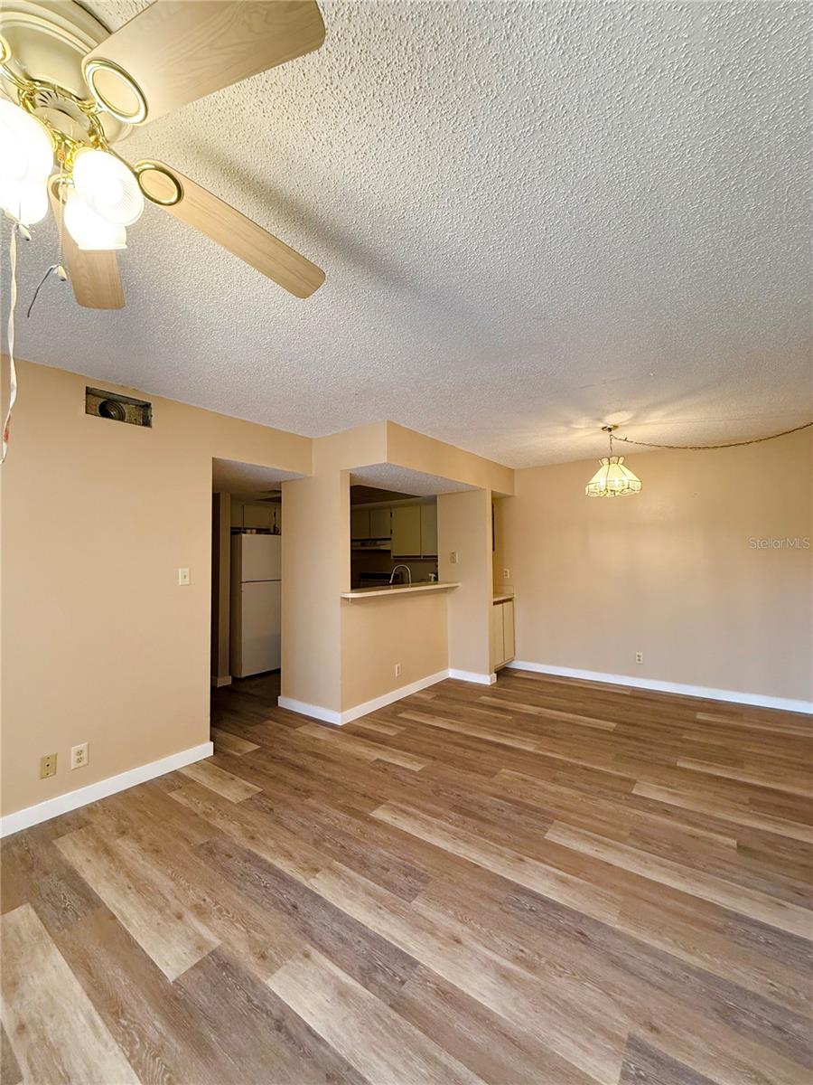 Image 9 of 31 For 19505 Quesada Avenue Cc103