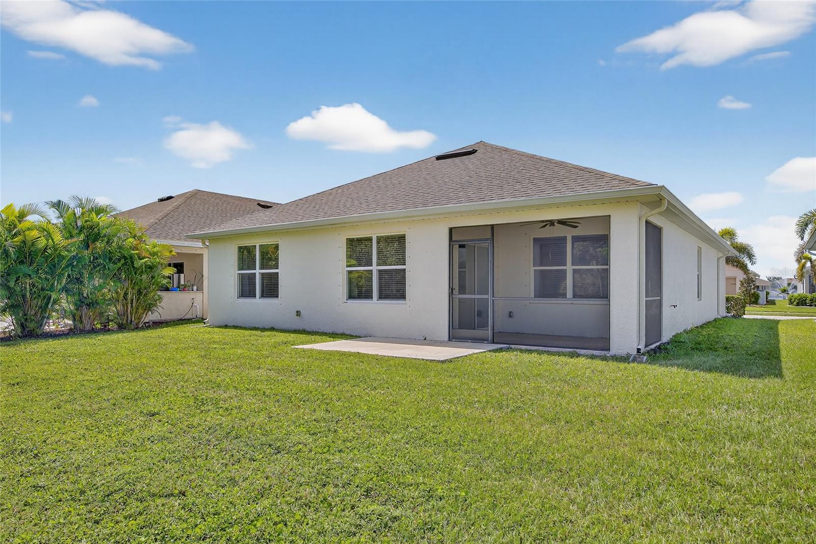 Image 22 of 40 For 25340 Lenox Circle