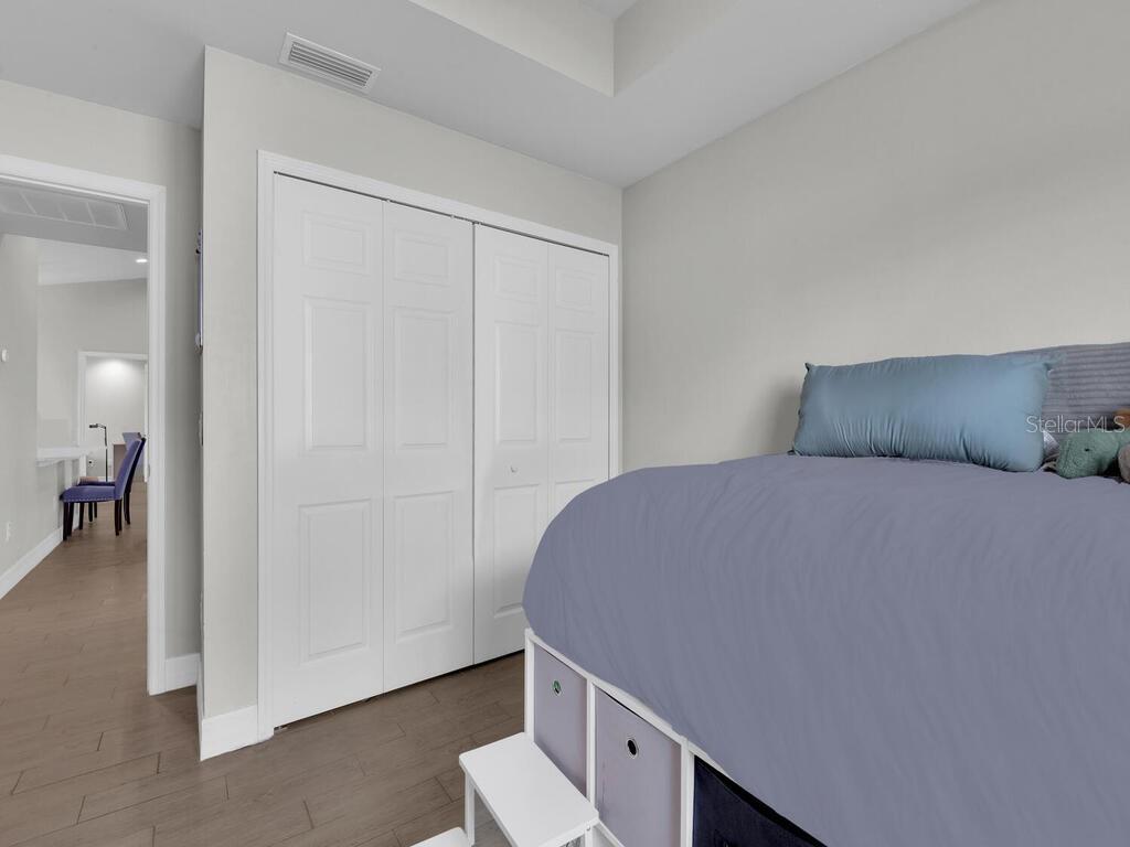 Image 15 of 21 For 1322 10th Terrace