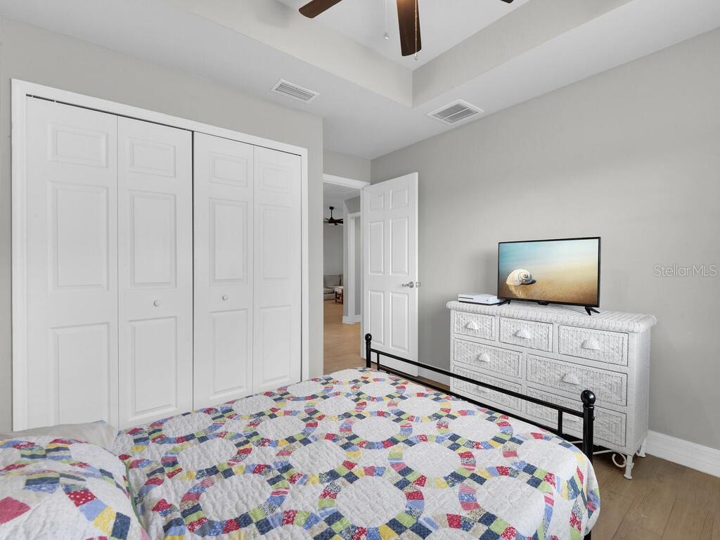 Image 18 of 21 For 1322 10th Terrace