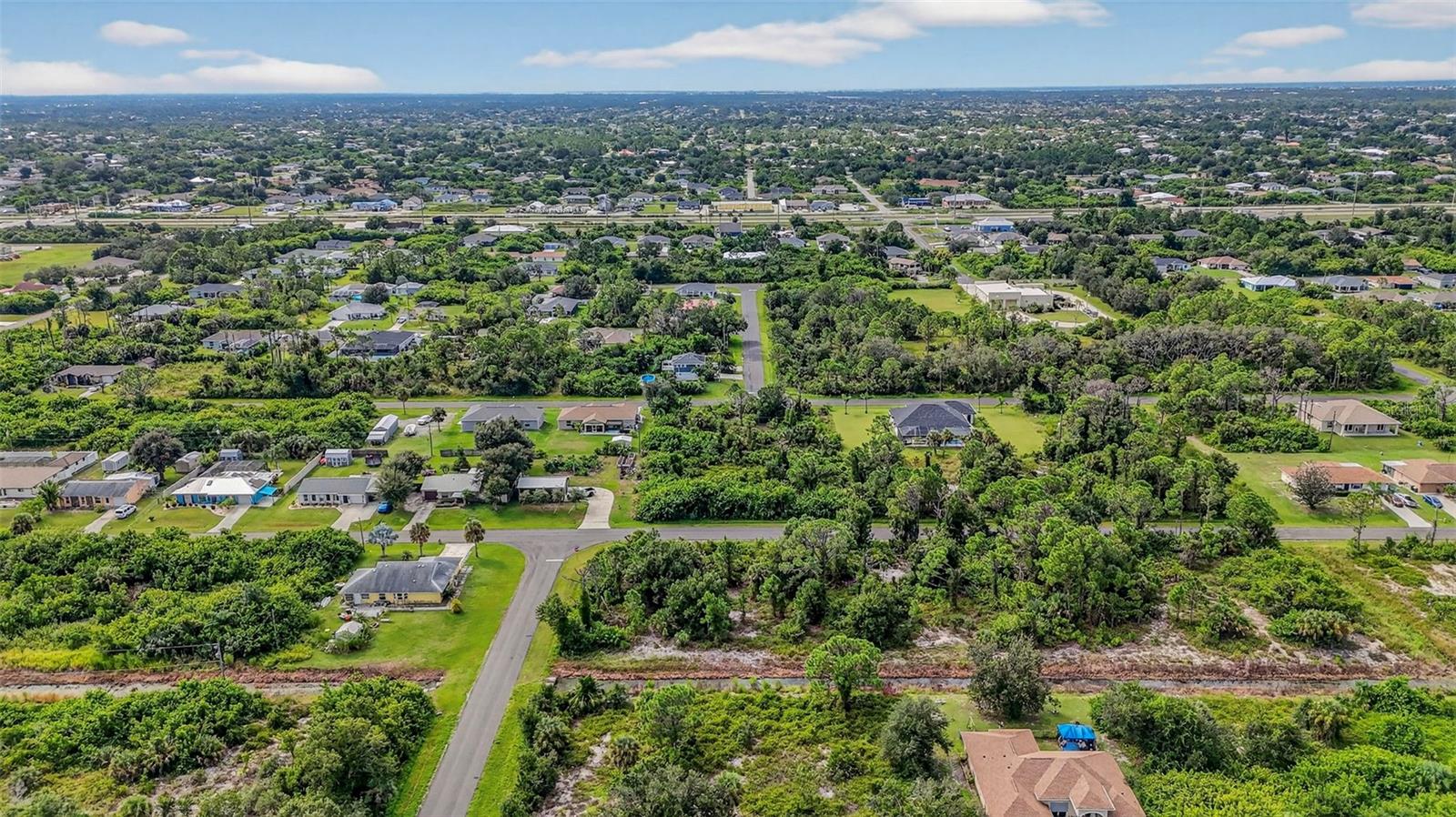 Image 19 of 36 For 10382 Deerwood Avenue