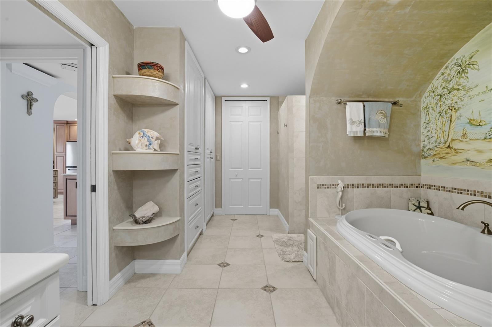Image 24 of 44 For 3280 Southshore Drive 88a