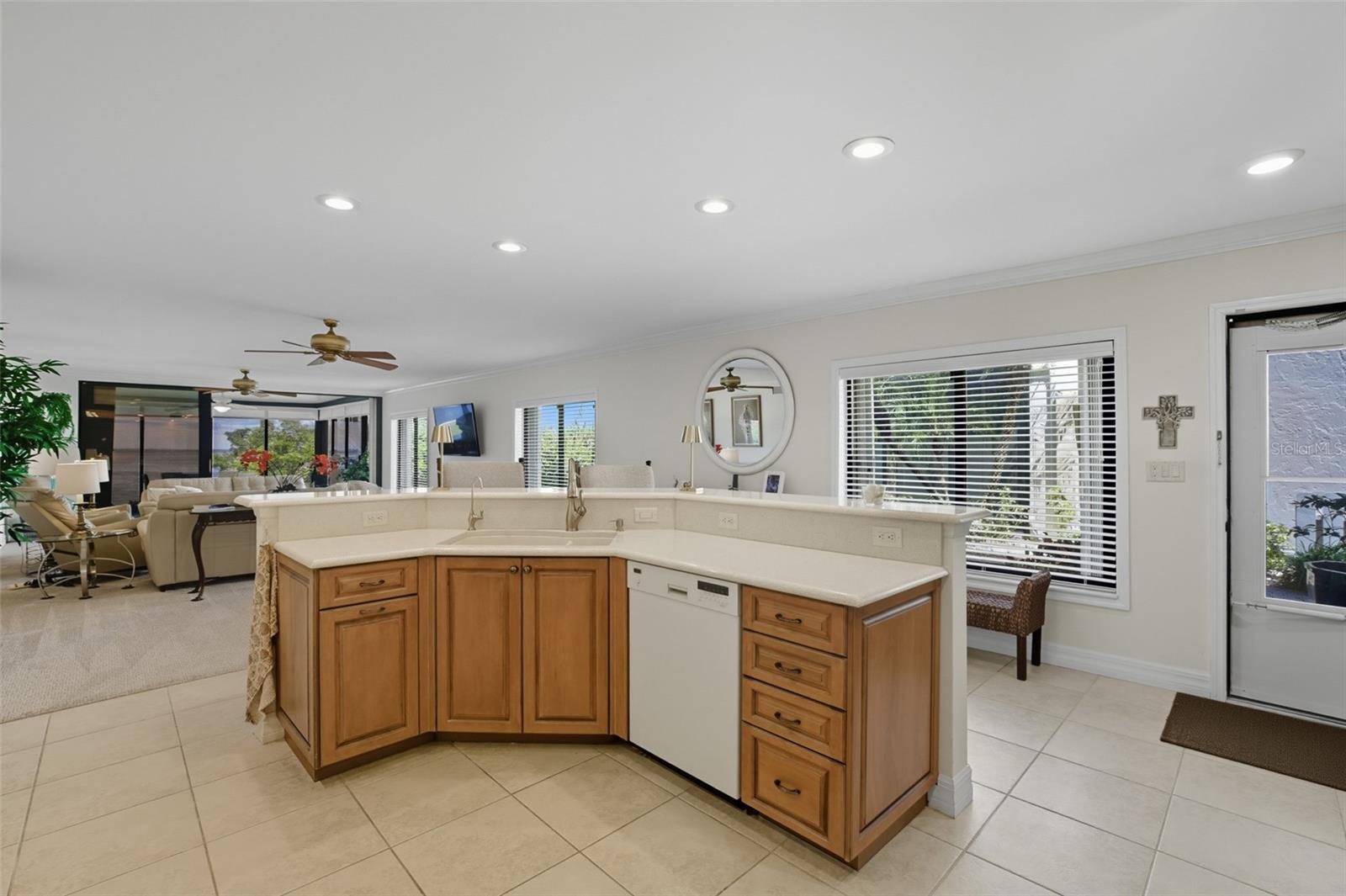 Image 7 of 44 For 3280 Southshore Drive 88a