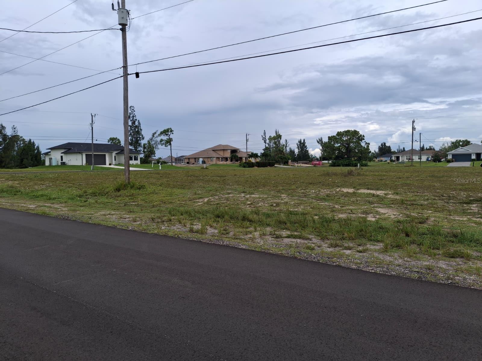 Image 5 of 6 For 2127 34th Terrace