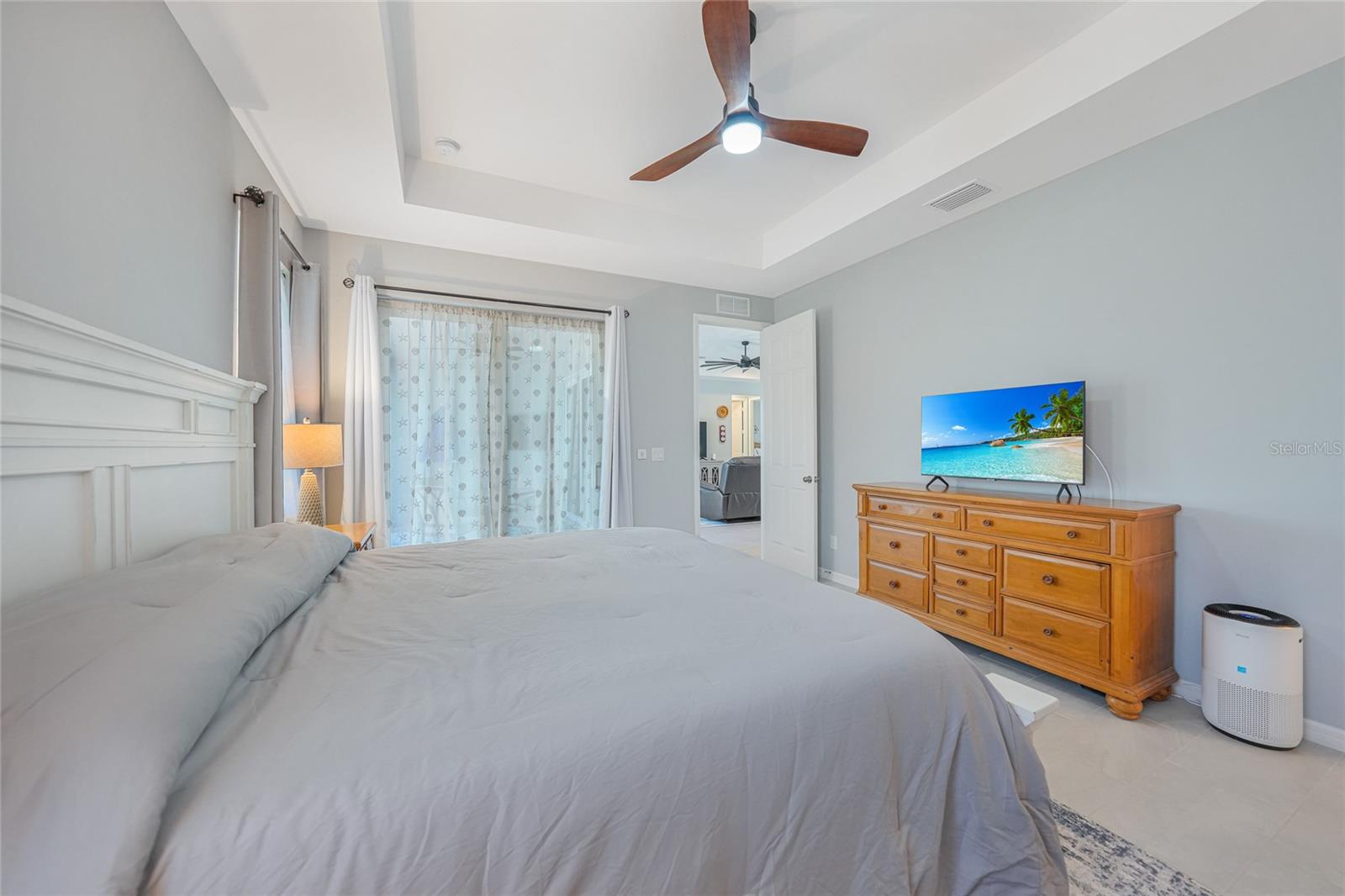 Image 18 of 53 For 336 Casale G Street