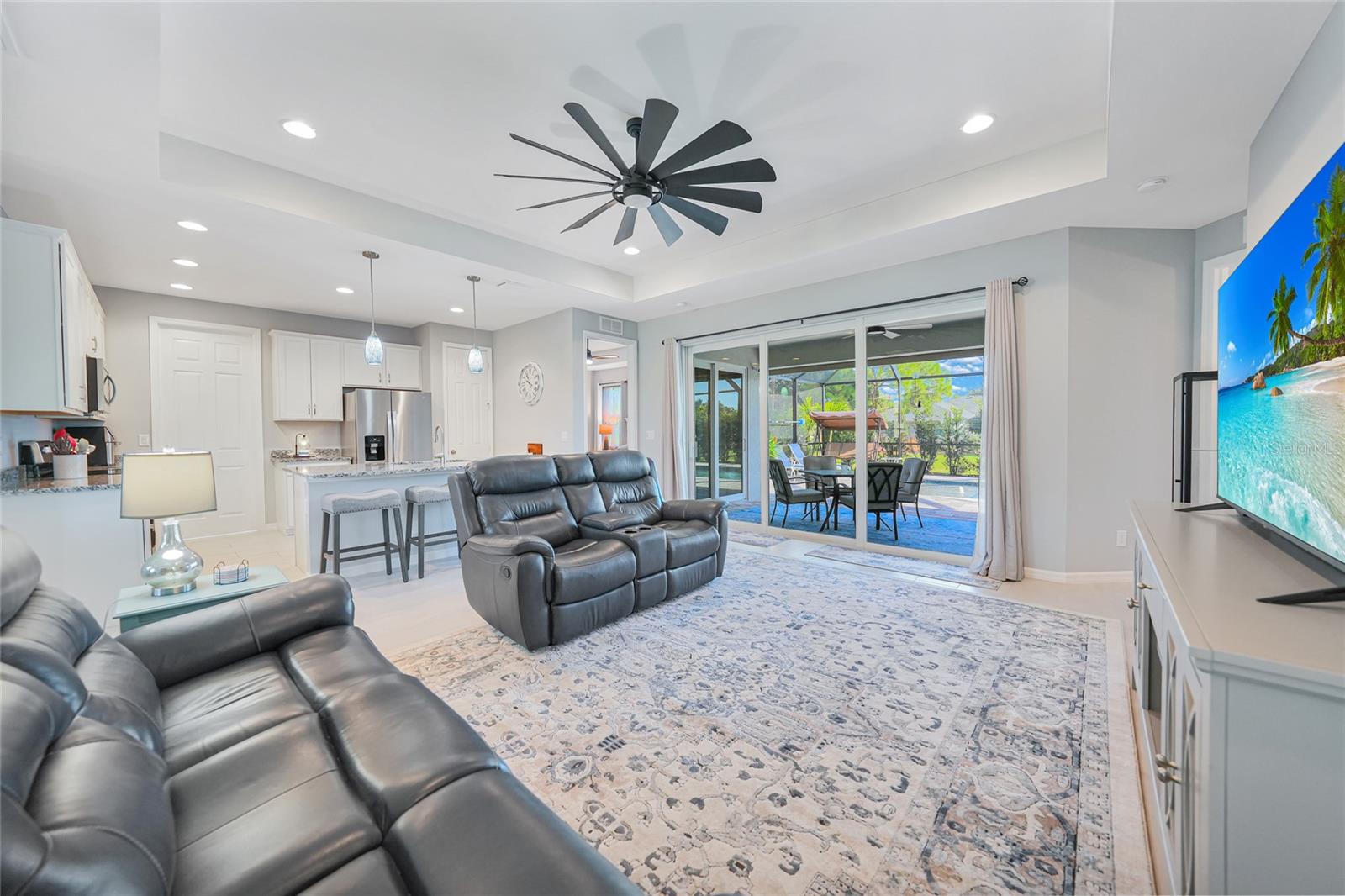 Image 6 of 53 For 336 Casale G Street