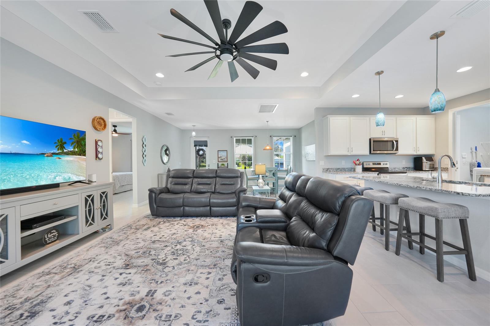 Image 7 of 53 For 336 Casale G Street