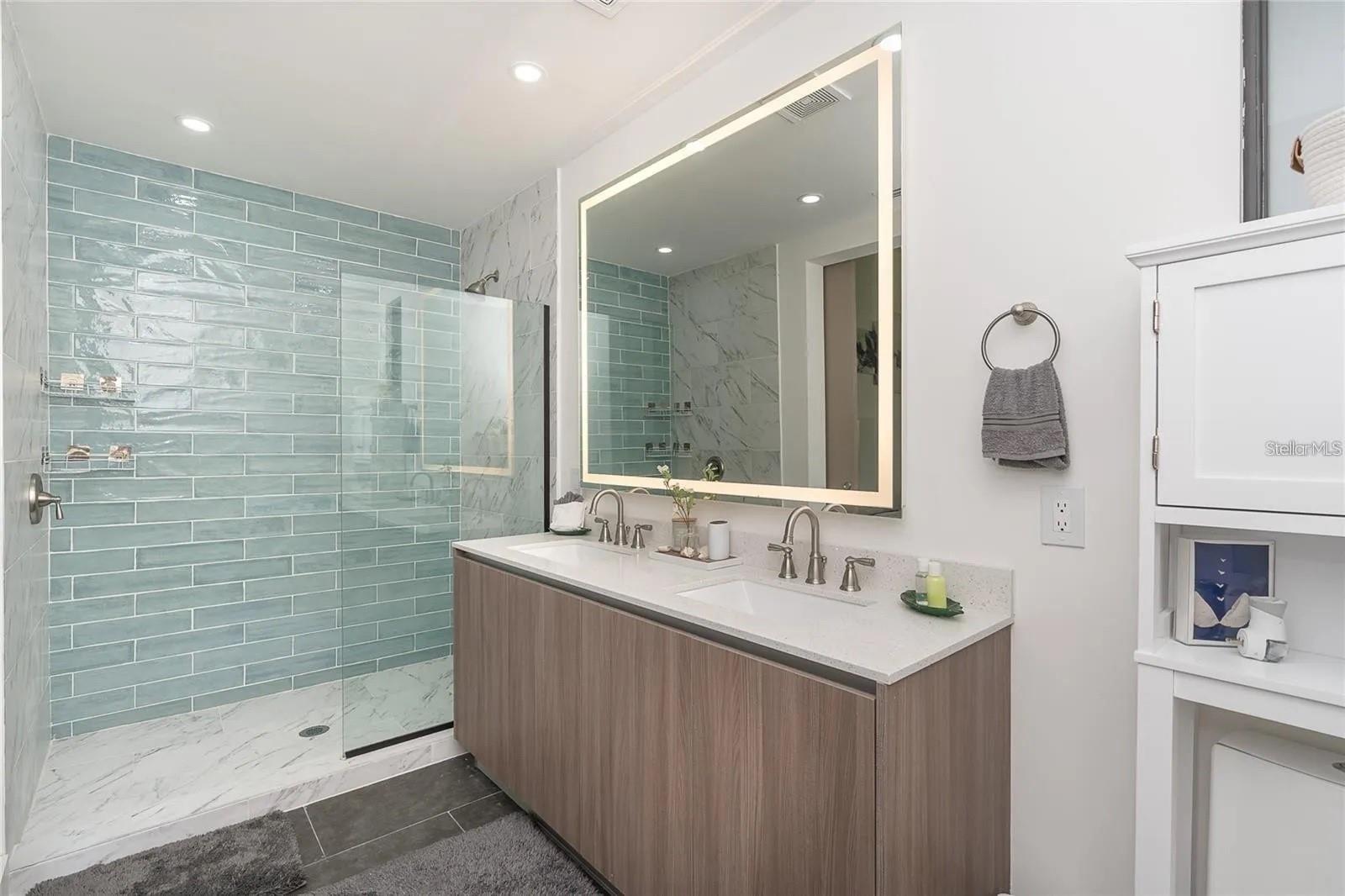 Image 11 of 30 For 8167 Dittmar Street