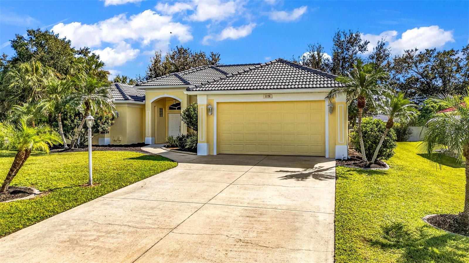 Image 4 of 75 For 1170 Peppertree Lane