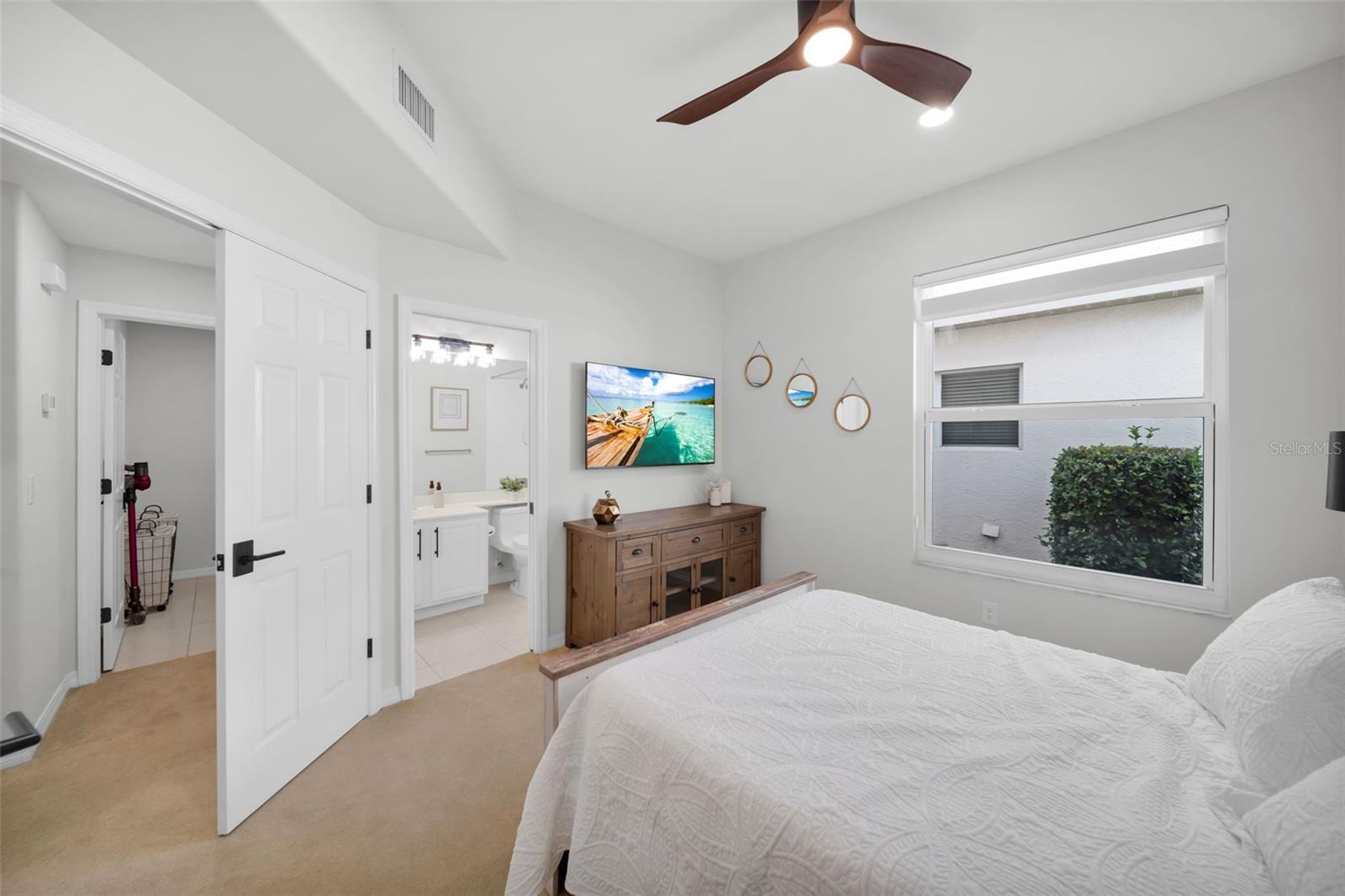 Image 15 of 50 For 8864 Ventura Way