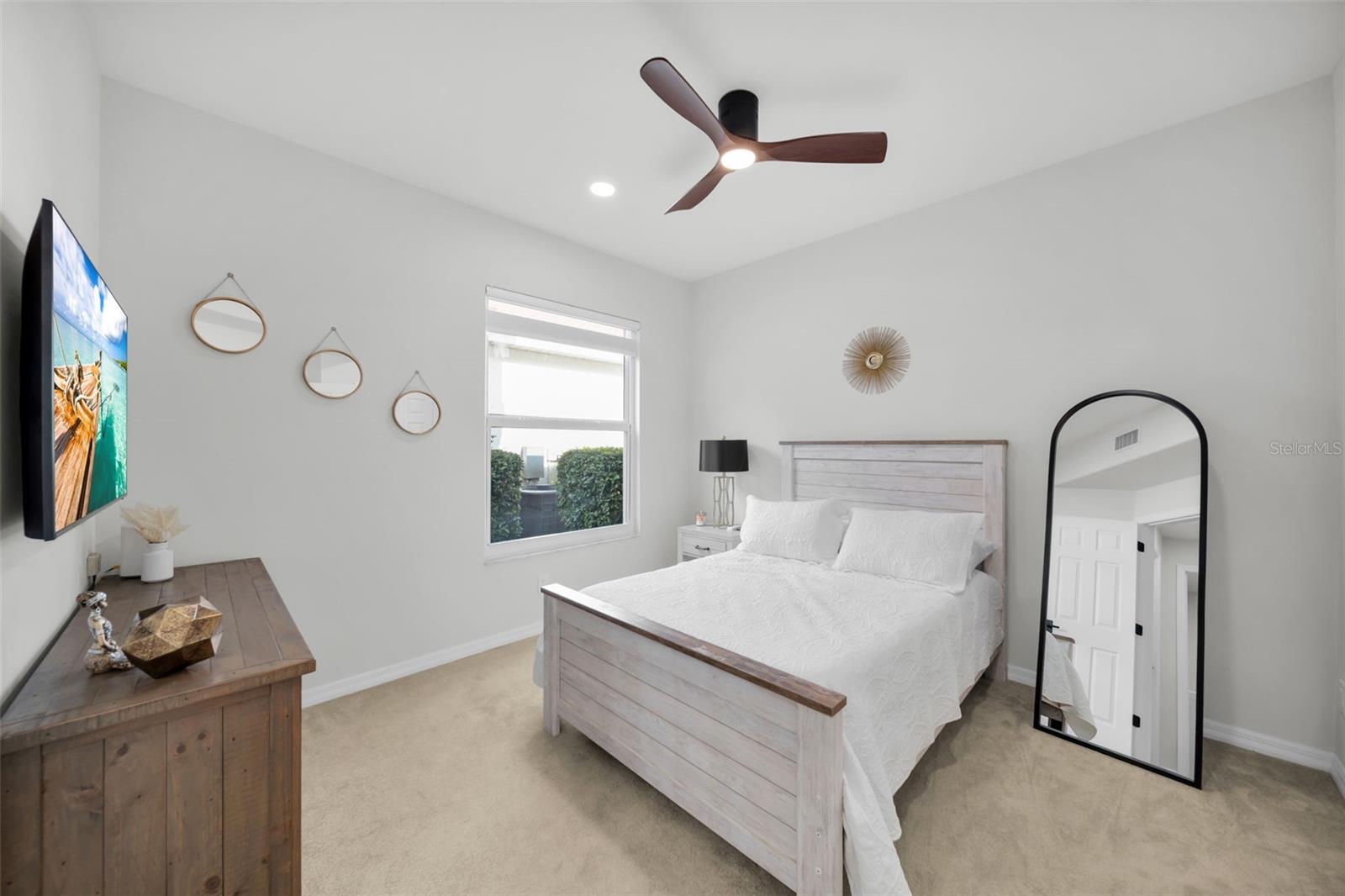 Image 16 of 50 For 8864 Ventura Way
