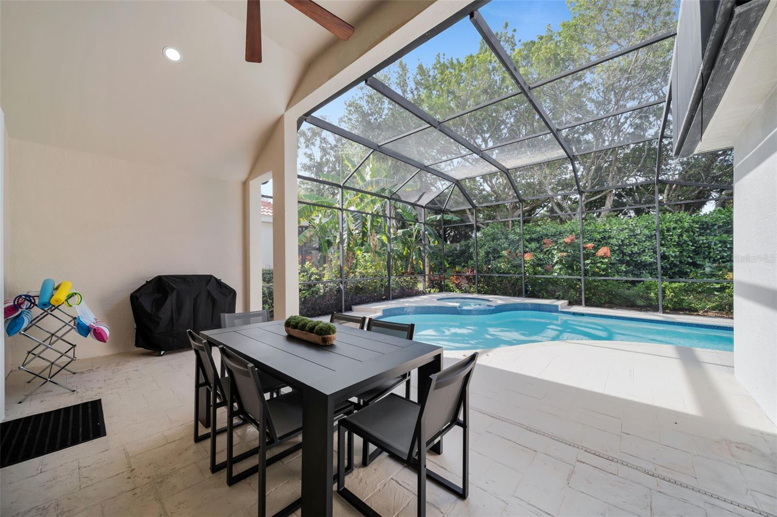 Image 43 of 50 For 8864 Ventura Way