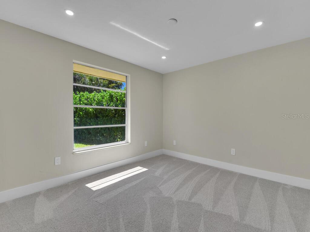 Image 28 of 44 For 491 Cypress Way E