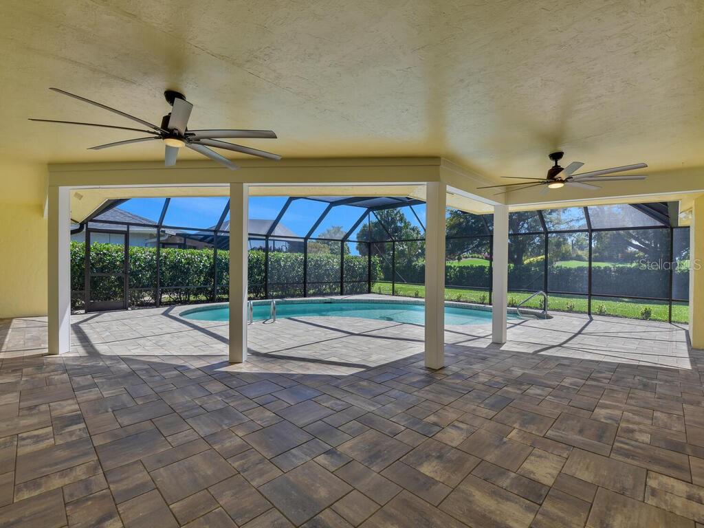 Image 36 of 44 For 491 Cypress Way E