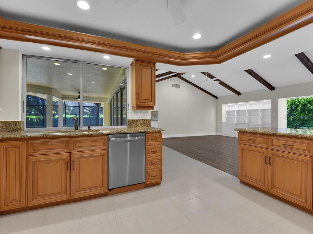 Image 9 of 44 For 491 Cypress Way E