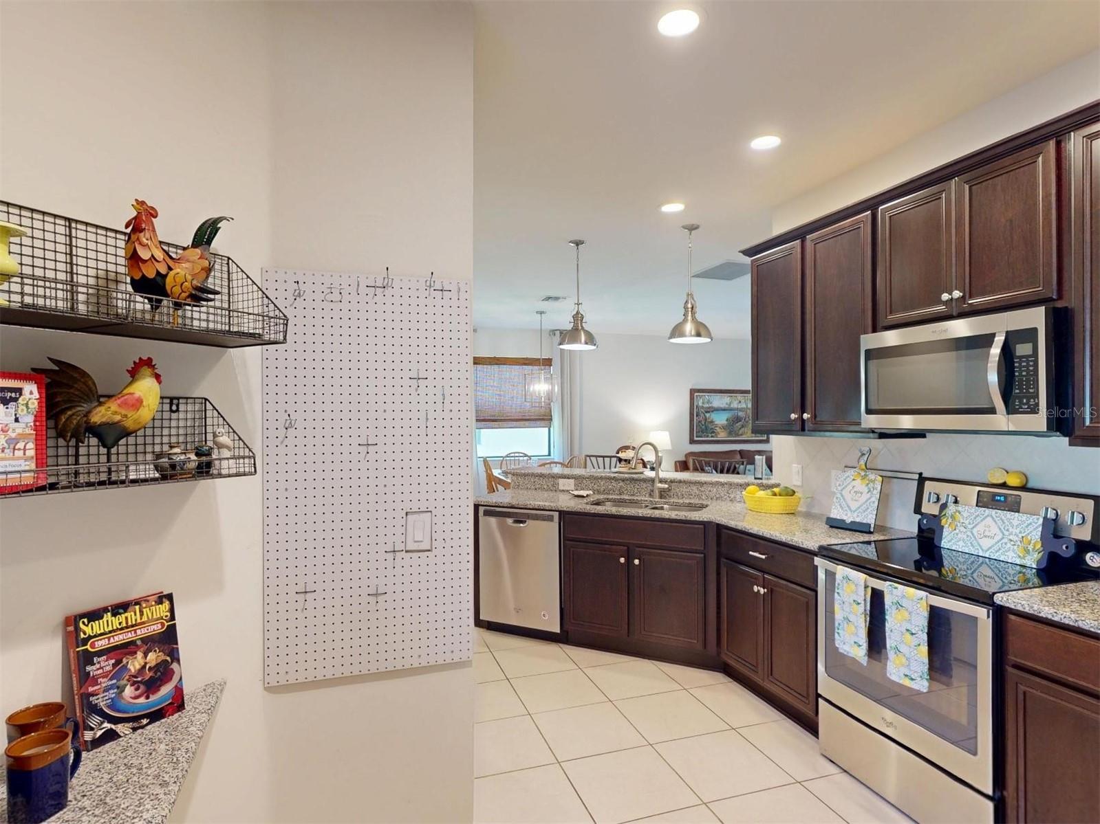 Image 15 of 97 For 2594 Oswego Drive