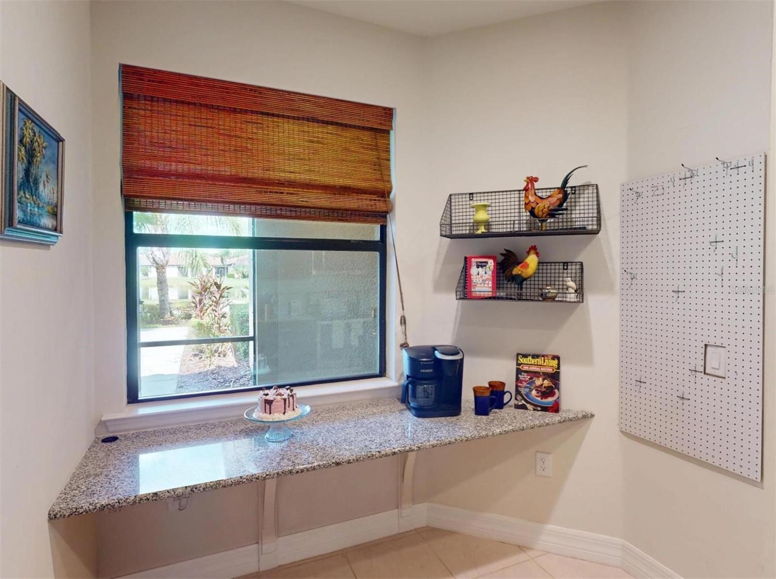 Image 17 of 97 For 2594 Oswego Drive