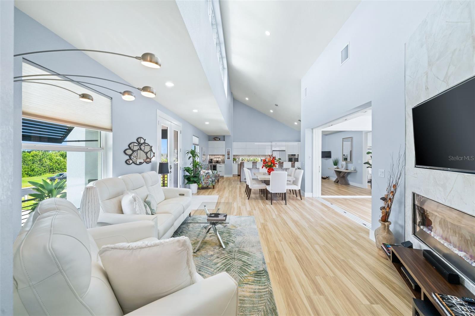 Image 13 of 56 For 10101 Eagle Preserve Drive