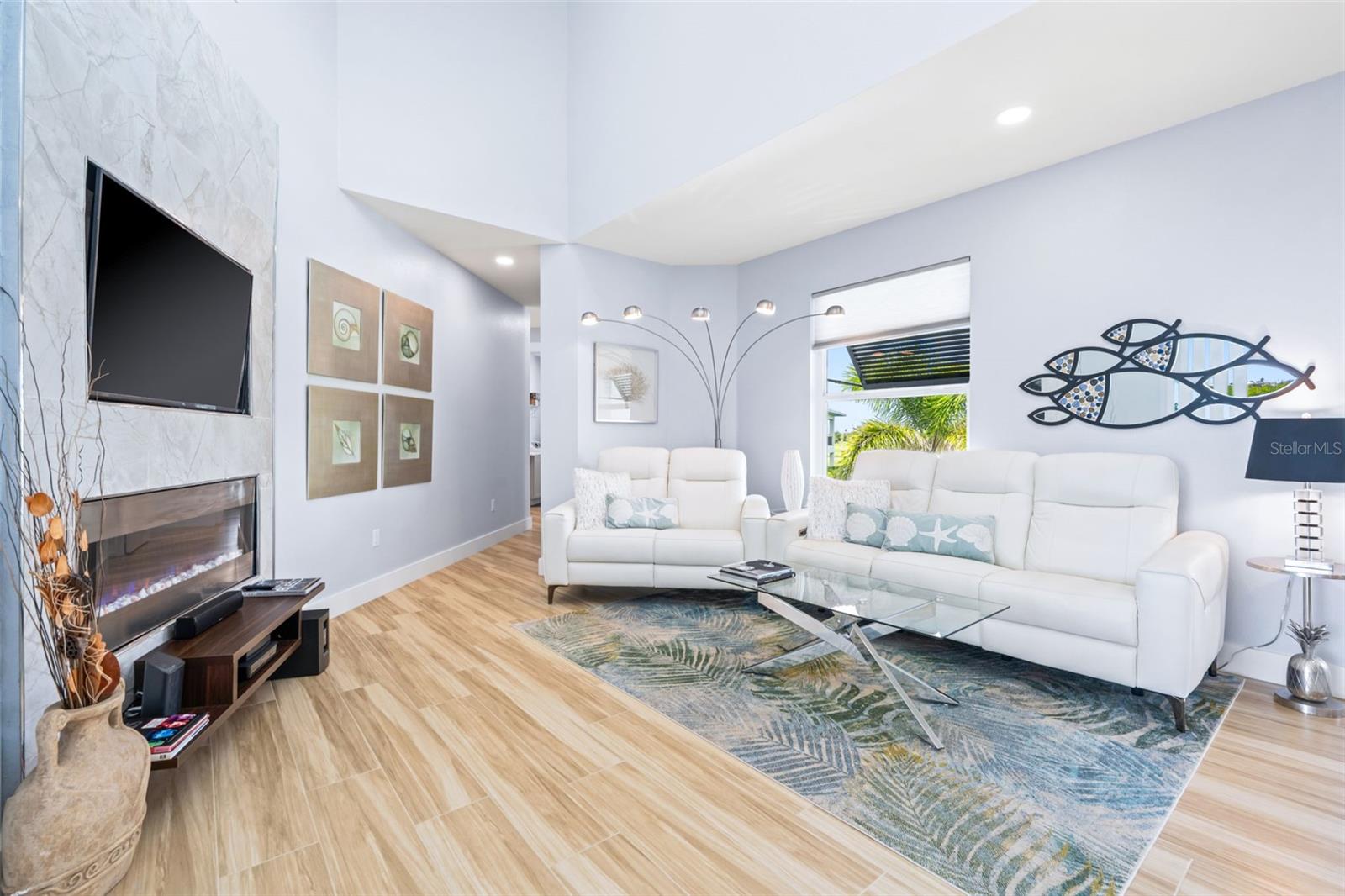 Image 15 of 56 For 10101 Eagle Preserve Drive