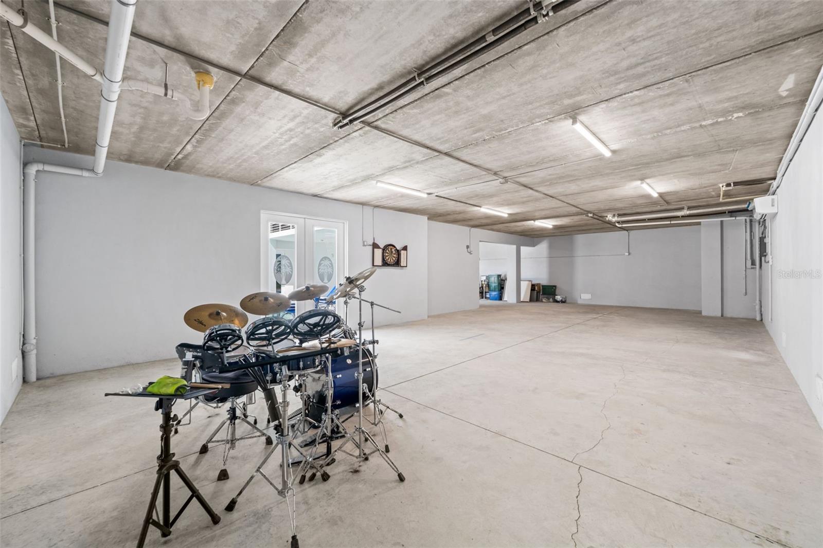 Image 42 of 56 For 10101 Eagle Preserve Drive