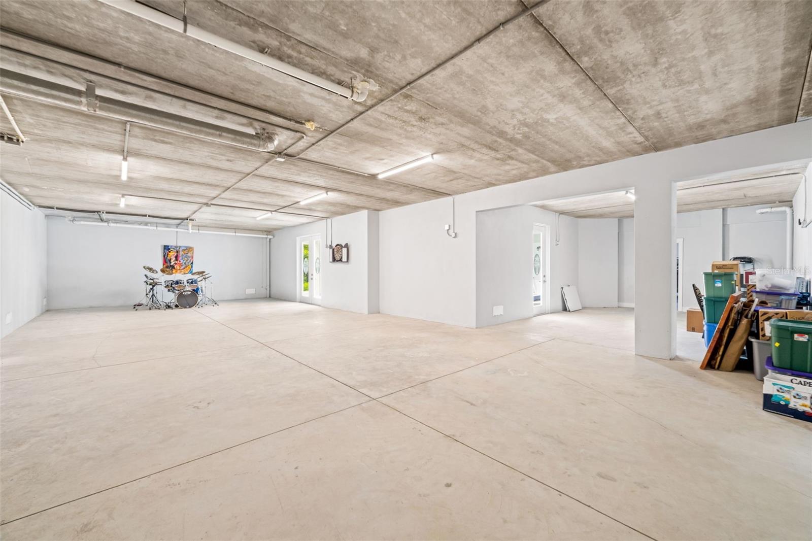 Image 43 of 56 For 10101 Eagle Preserve Drive