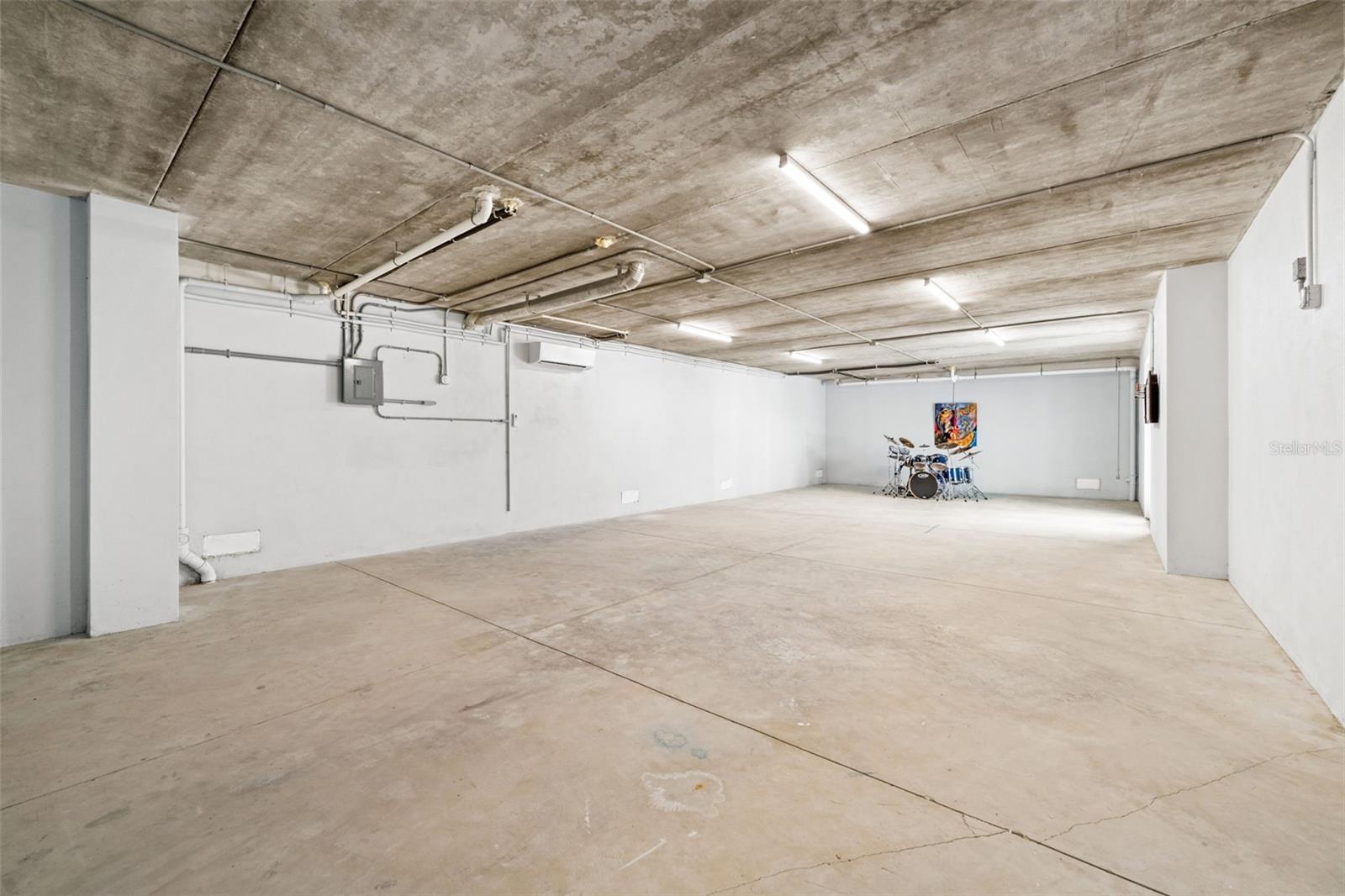 Image 44 of 56 For 10101 Eagle Preserve Drive