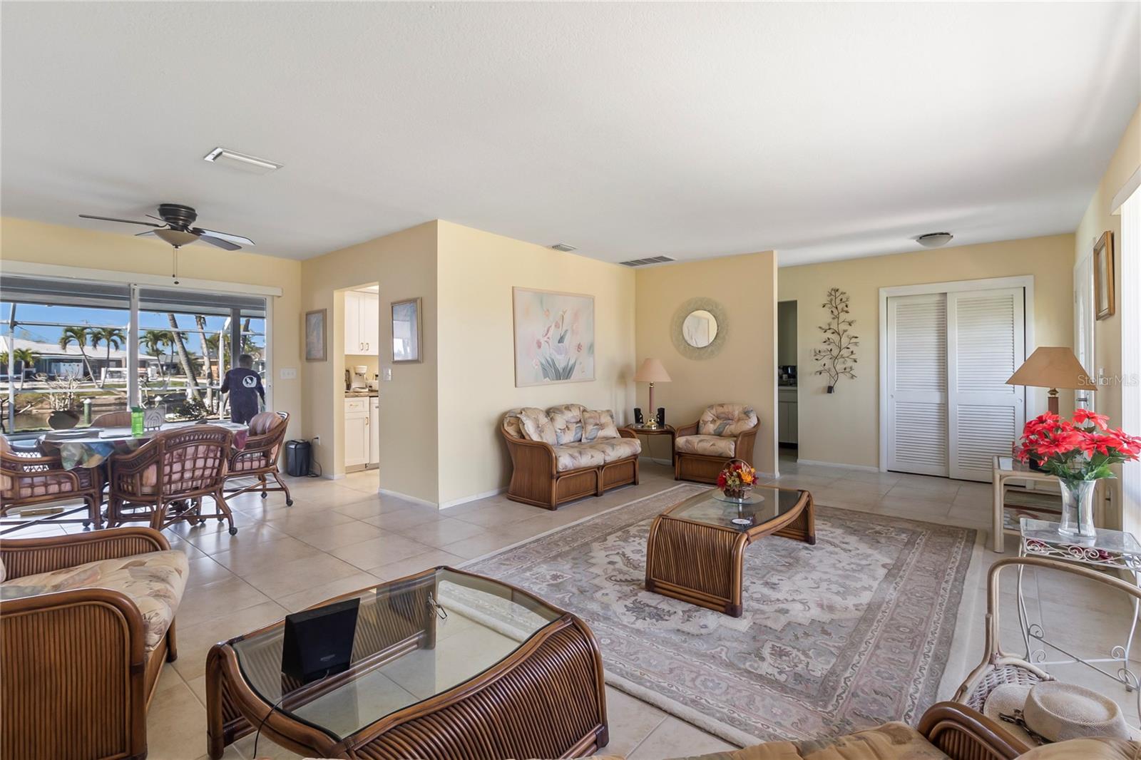 Image 17 of 32 For 3019 Guadalupe Drive