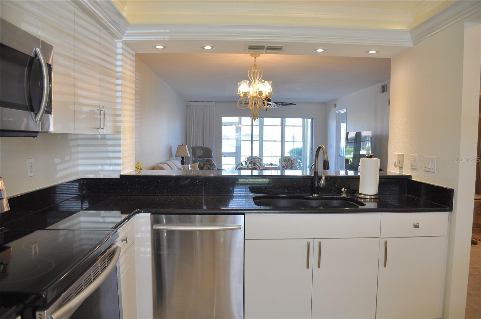 Image 11 of 42 For 4000 Bal Harbor Boulevard 214