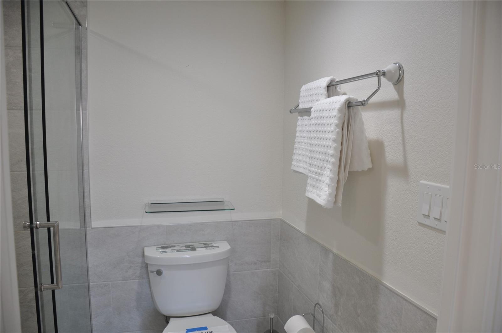 Image 20 of 42 For 4000 Bal Harbor Boulevard 214