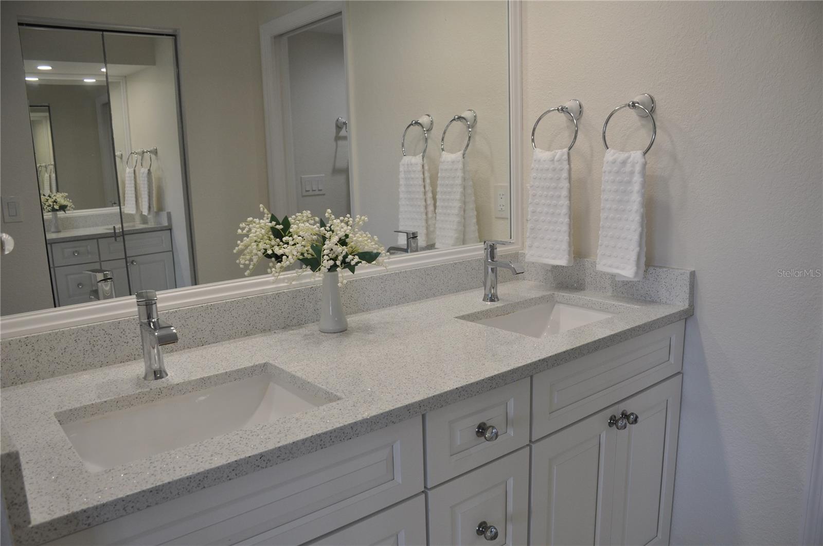 Image 22 of 42 For 4000 Bal Harbor Boulevard 214