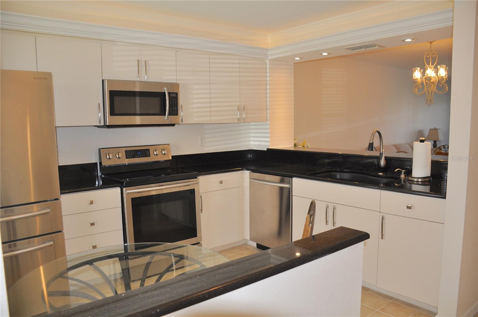 Image 7 of 42 For 4000 Bal Harbor Boulevard 214