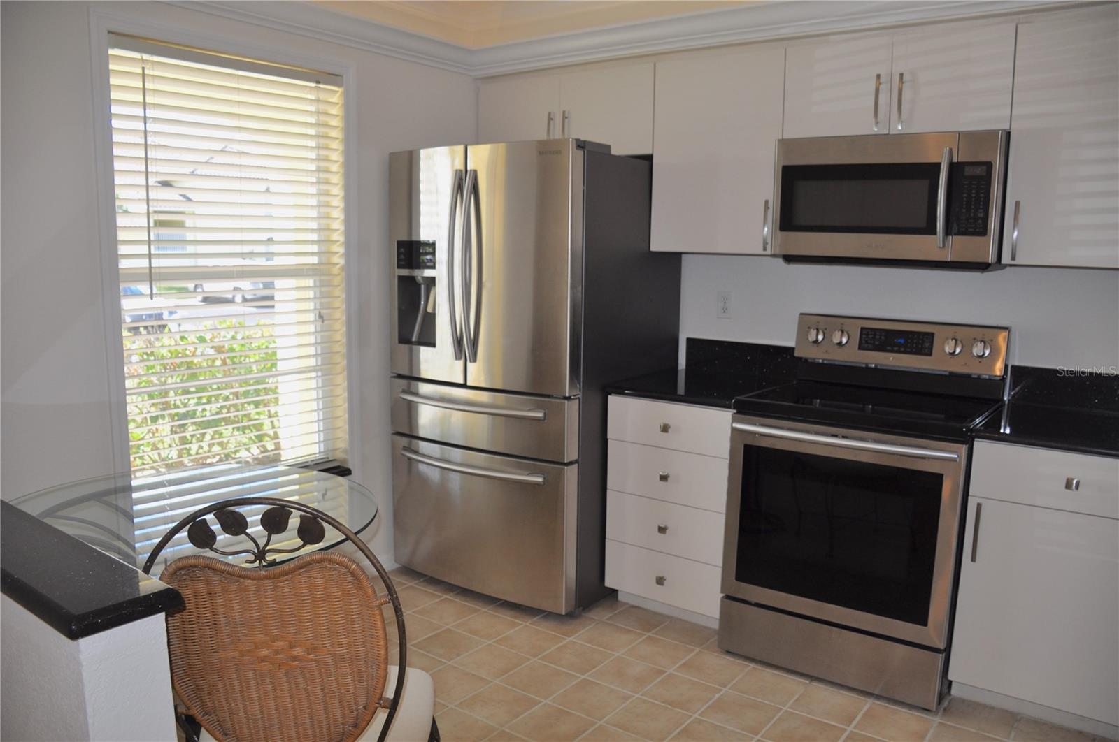 Image 9 of 42 For 4000 Bal Harbor Boulevard 214