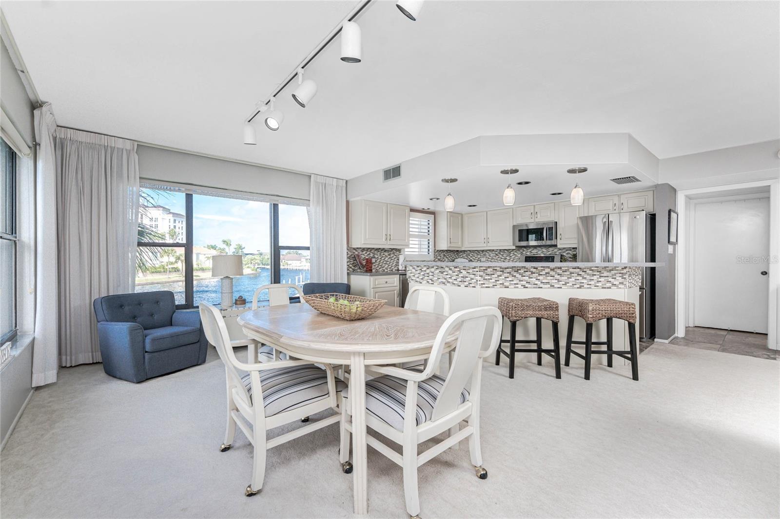Image 9 of 53 For 3255 Sugarloaf Key Road 34b