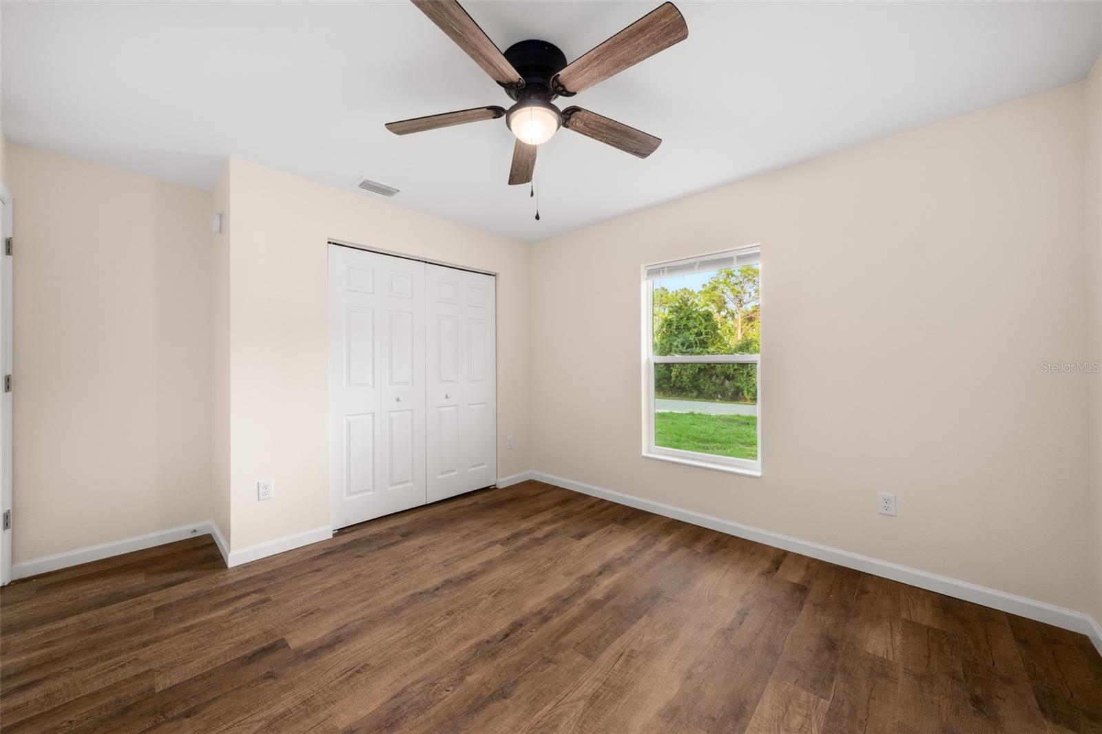 Image 23 of 40 For 1100 Redbird Street