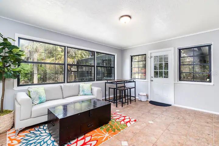 Image 16 of 18 For 3173 Cranberry Boulevard