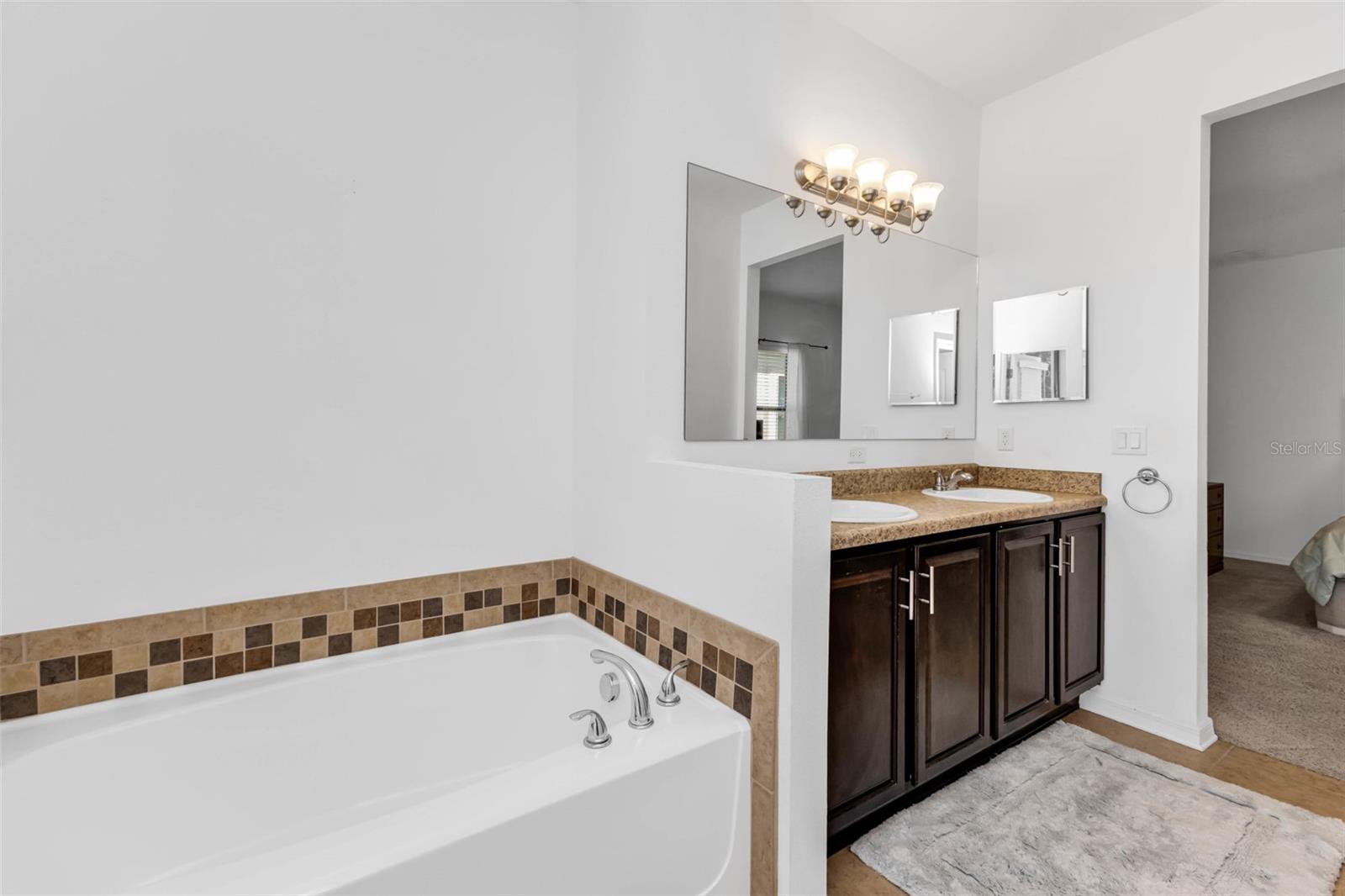 Image 21 of 61 For 4093 River Bank Way