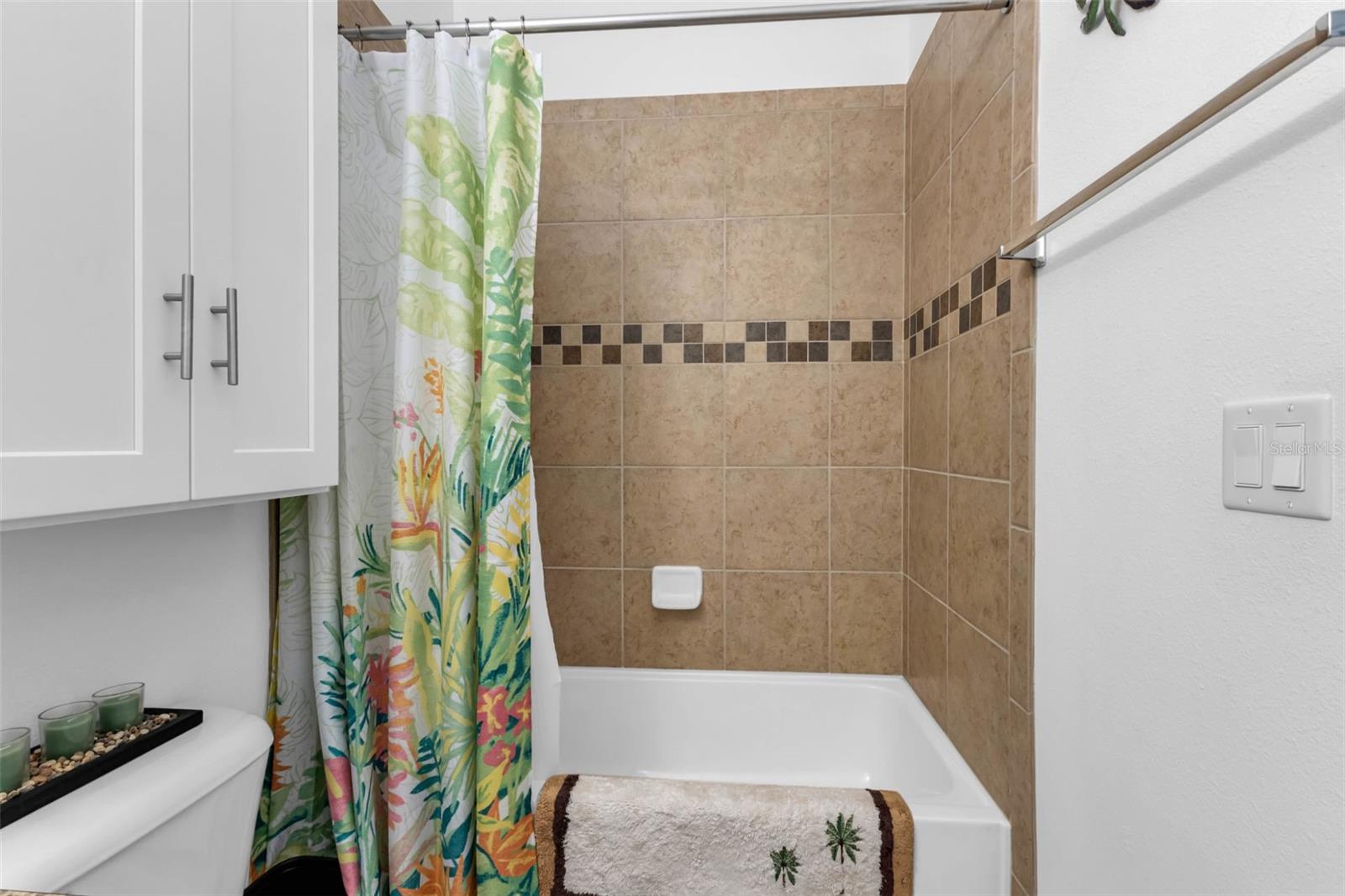 Image 30 of 61 For 4093 River Bank Way