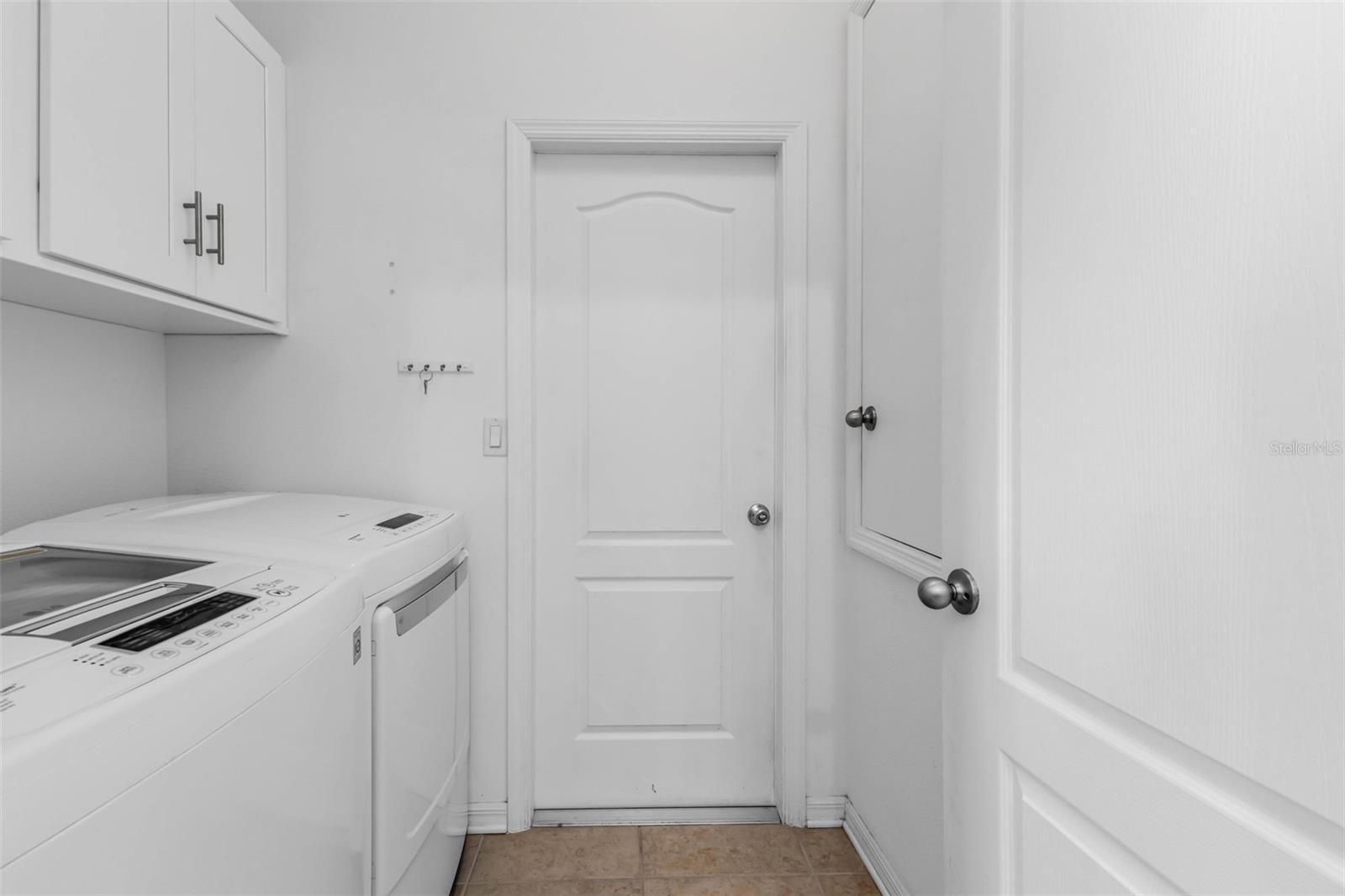 Image 36 of 61 For 4093 River Bank Way