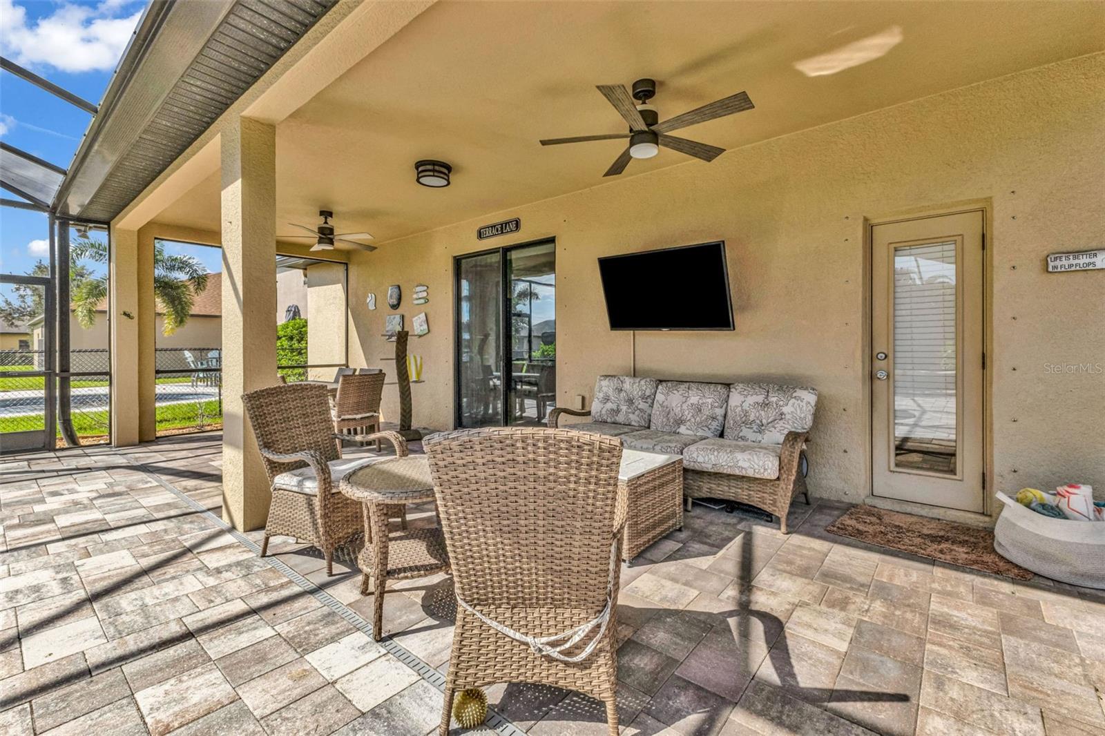 Image 40 of 61 For 4093 River Bank Way