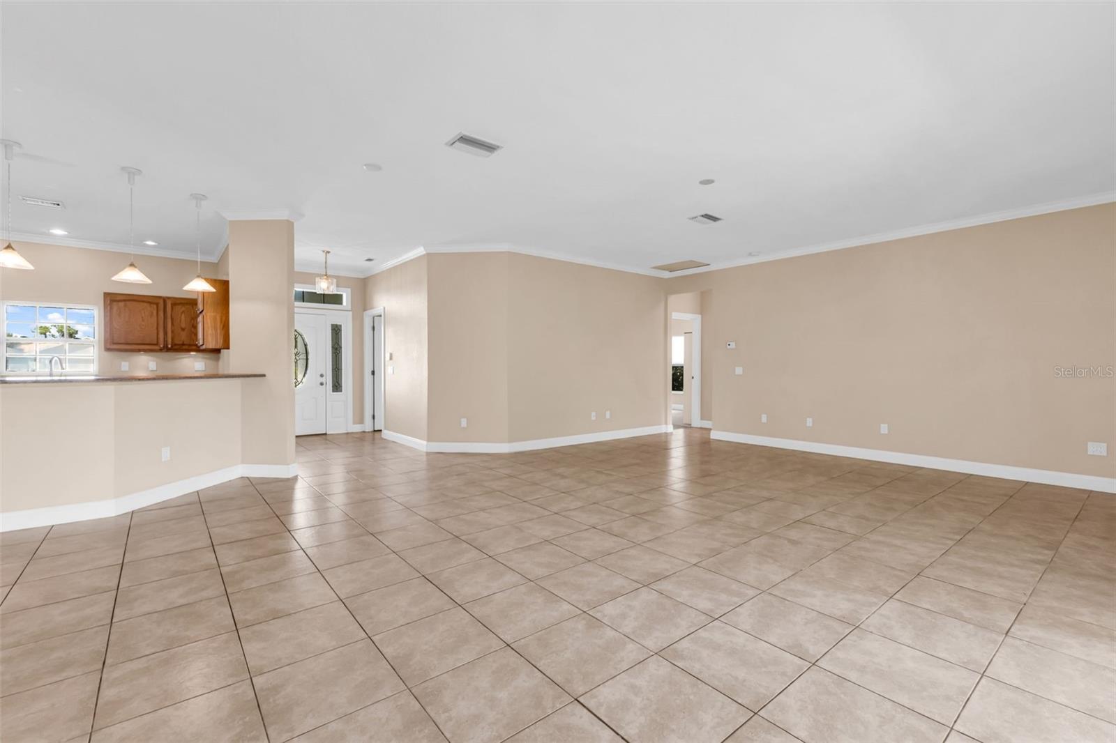 Image 13 of 39 For 25385 Sullan Court