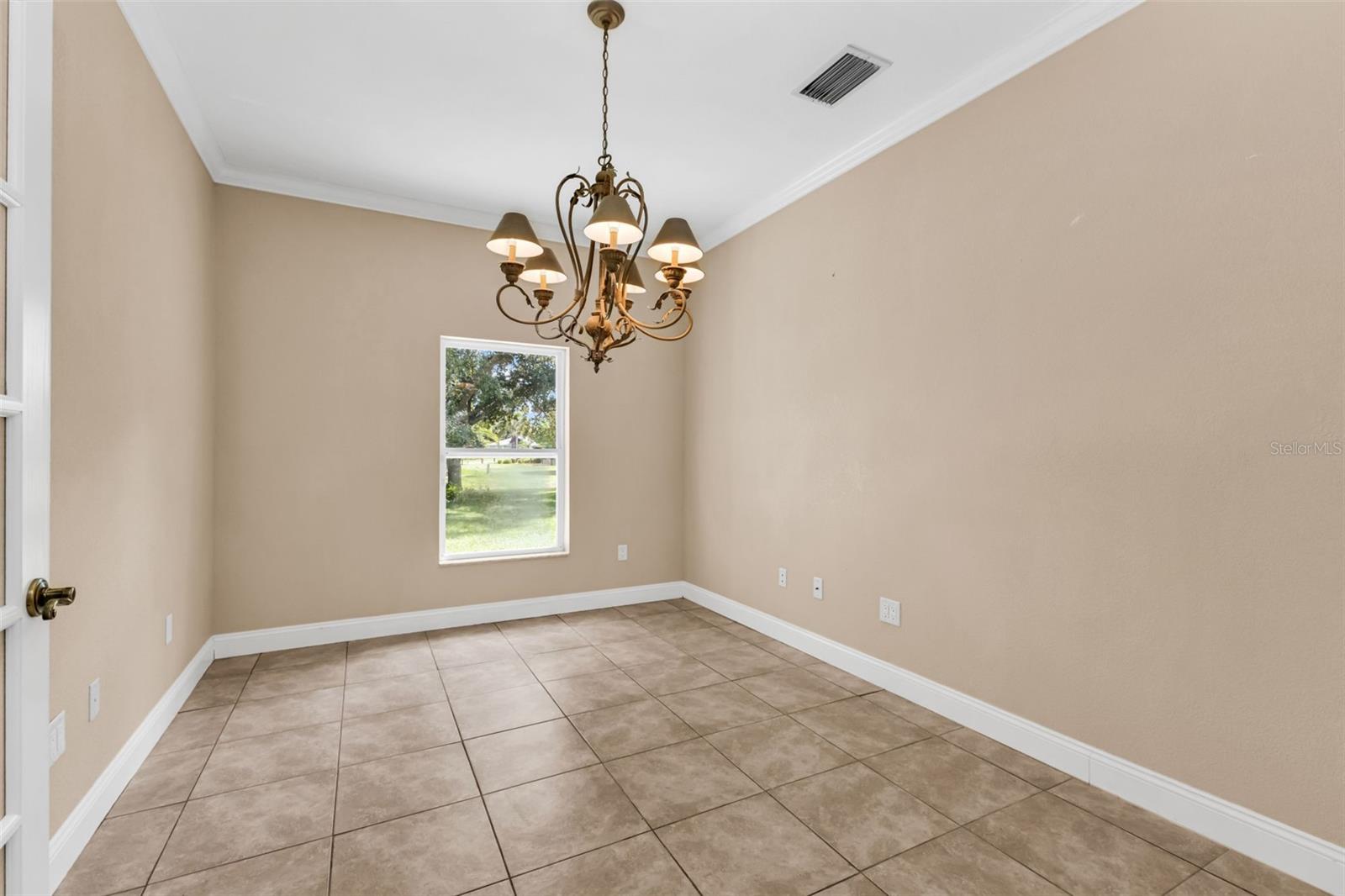 Image 15 of 39 For 25385 Sullan Court