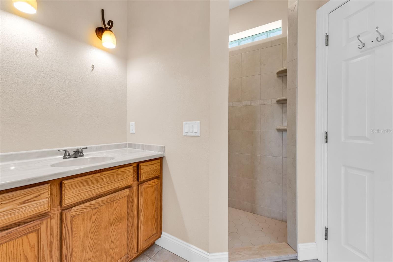 Image 20 of 39 For 25385 Sullan Court