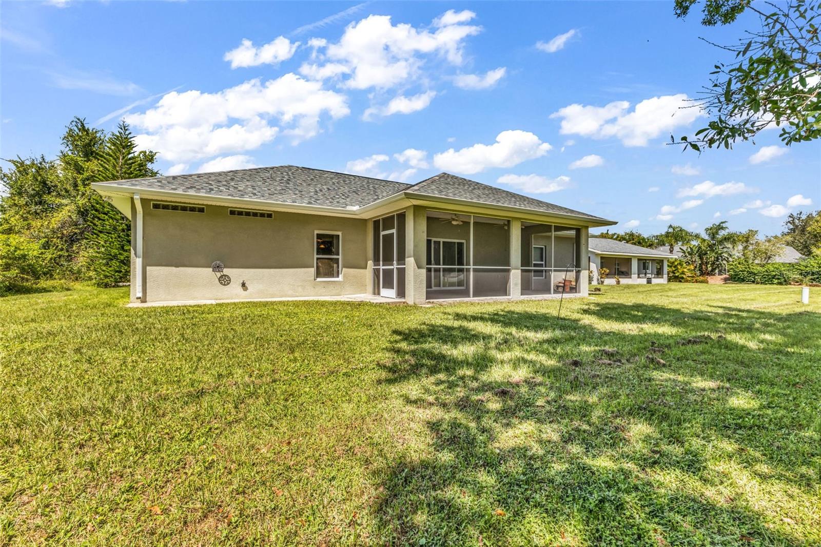 Image 31 of 39 For 25385 Sullan Court