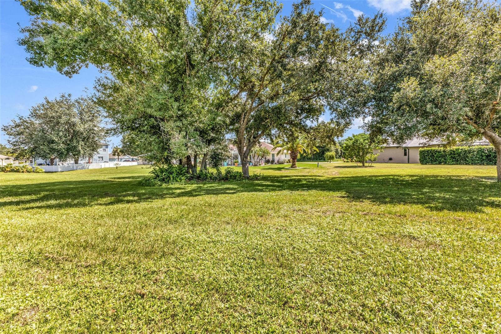 Image 33 of 39 For 25385 Sullan Court