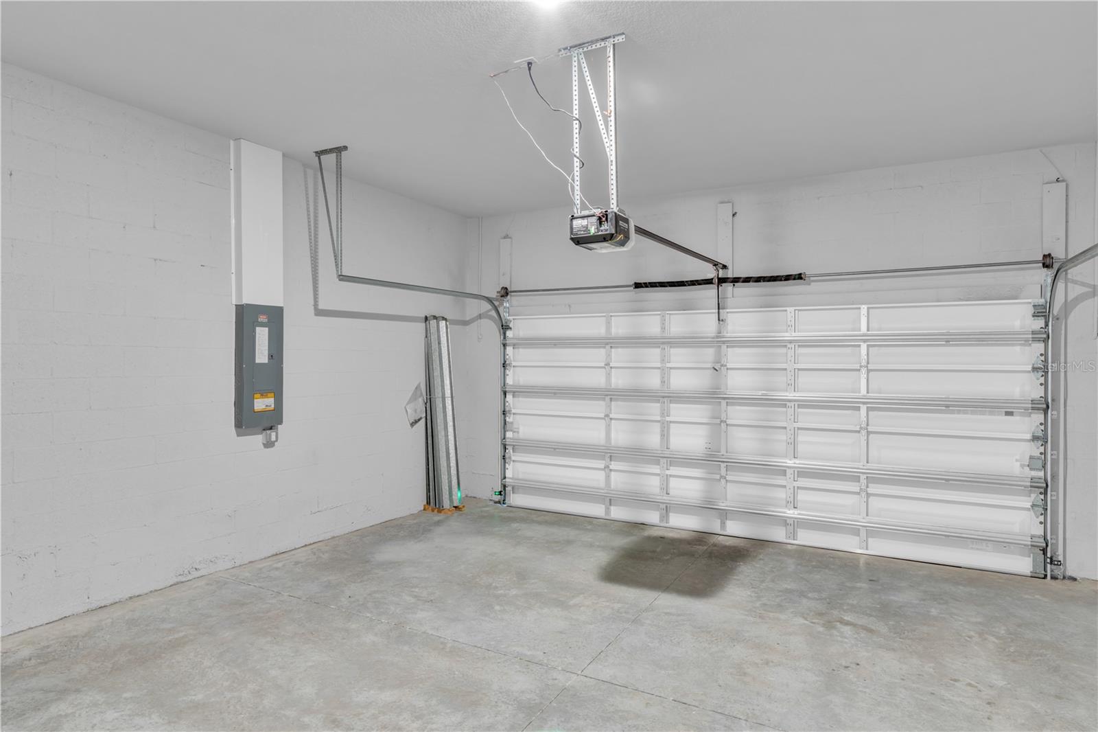 Image 23 of 25 For 14309 Aldridge Avenue